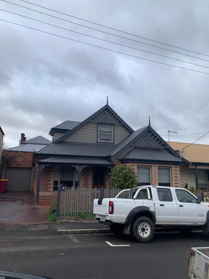 City Townhouse Walking Distance To City Launceston Exteriör bild